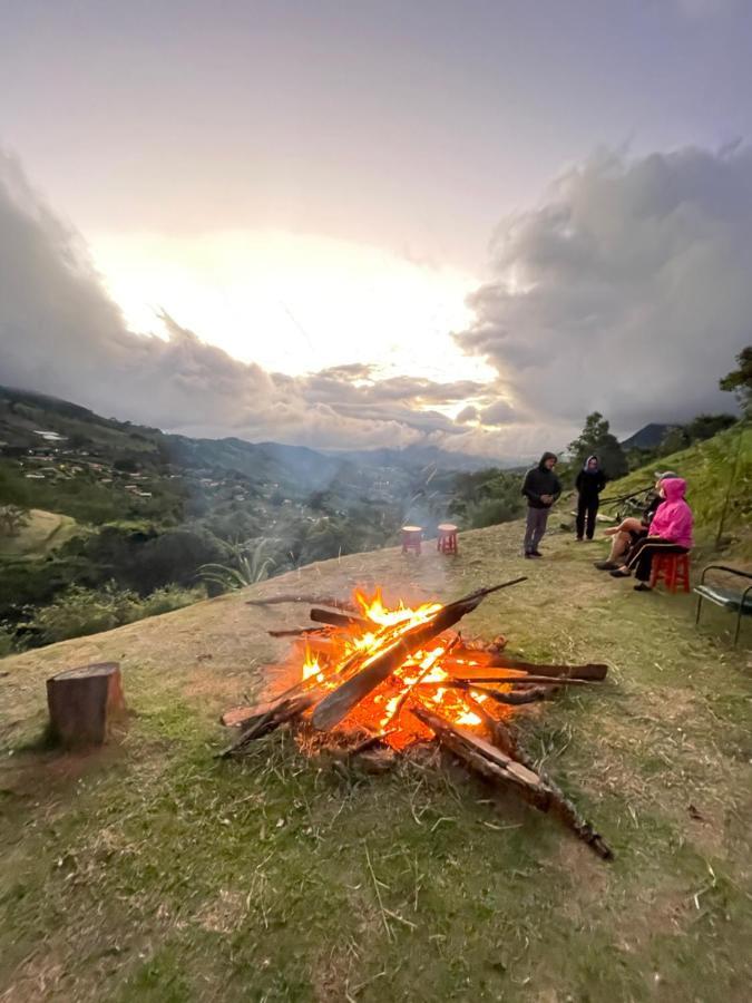 Rancho Do Paioleiro - Suites São Bento do Sapucaí Dış mekan fotoğraf