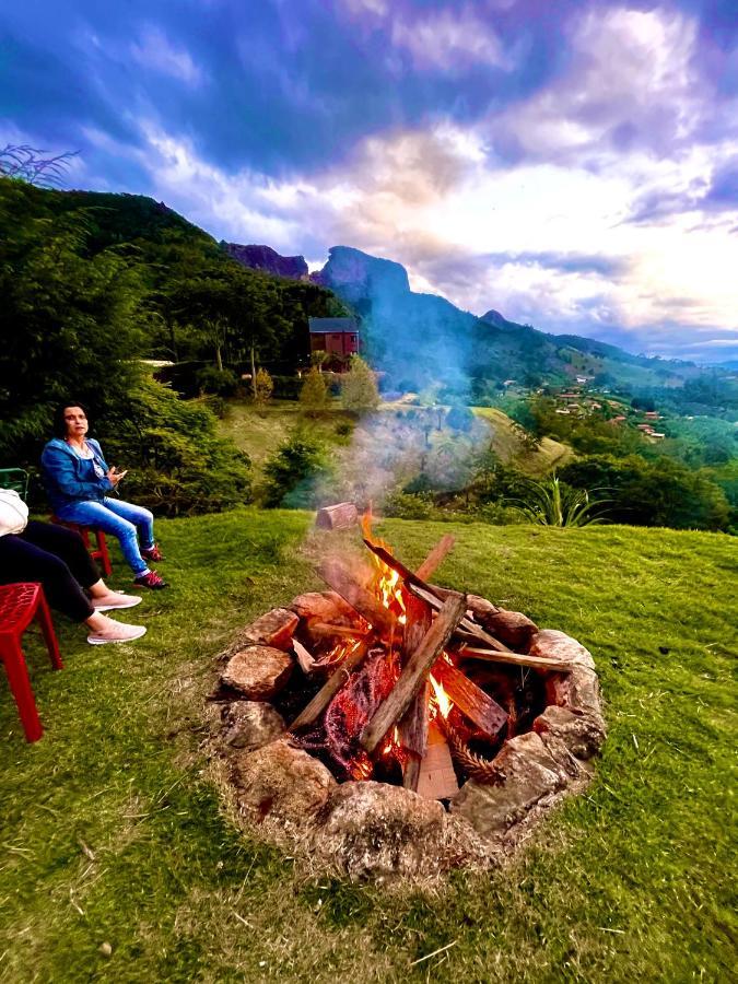 Rancho Do Paioleiro - Suites São Bento do Sapucaí Dış mekan fotoğraf