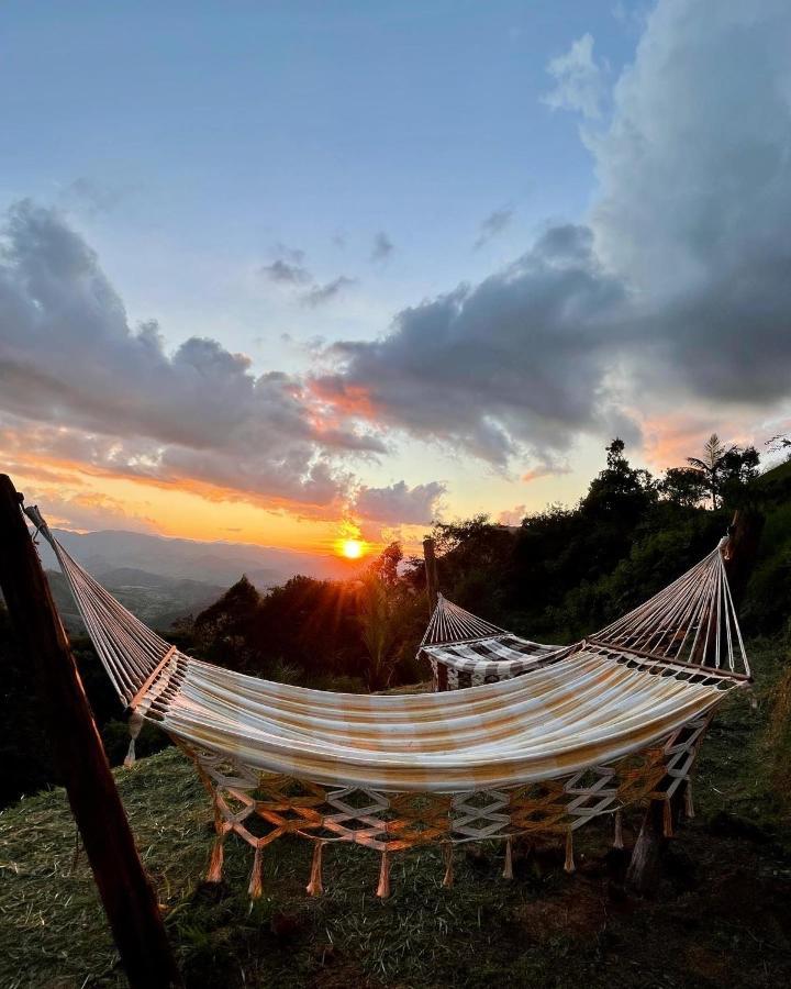Rancho Do Paioleiro - Suites São Bento do Sapucaí Dış mekan fotoğraf